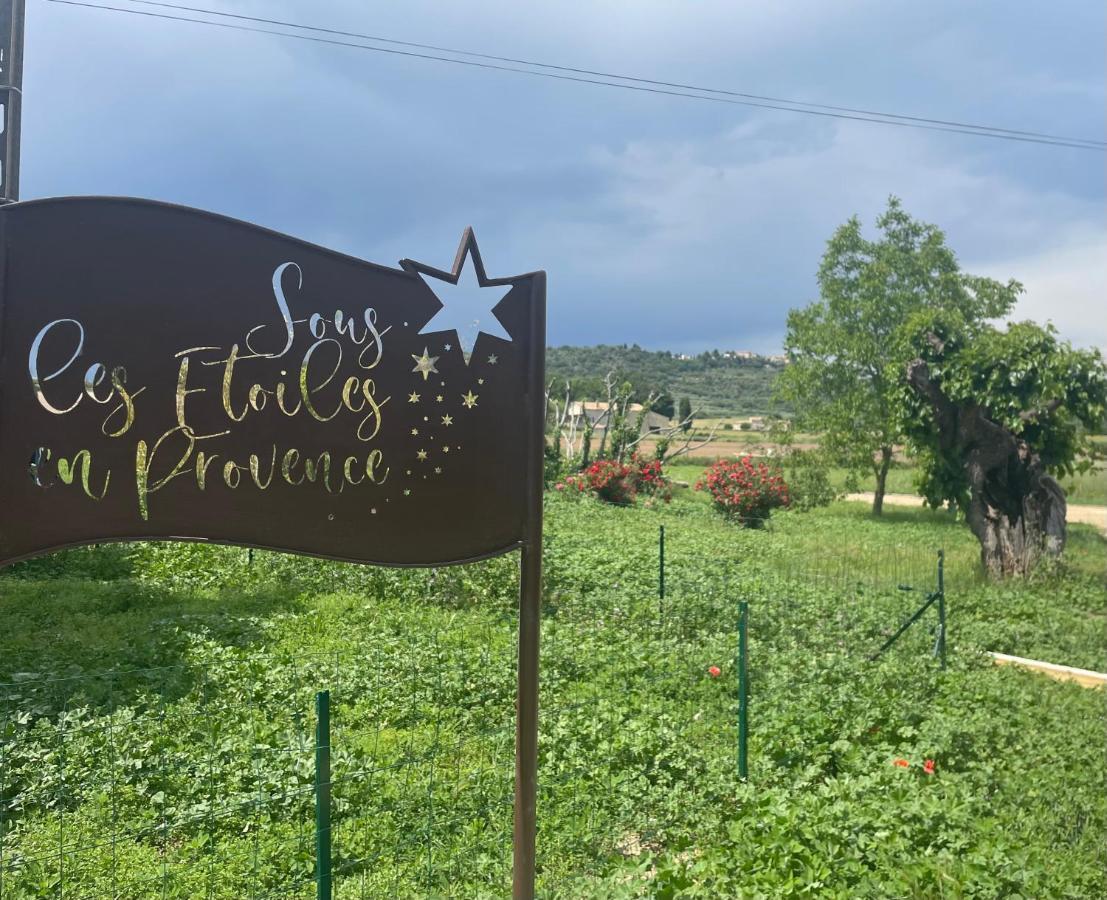 Sous Les Etoiles En Provence, Gite Les Bambous Lurs Kültér fotó